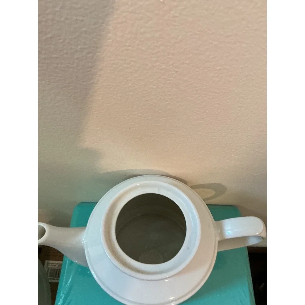 Unbranded vintage ceramic